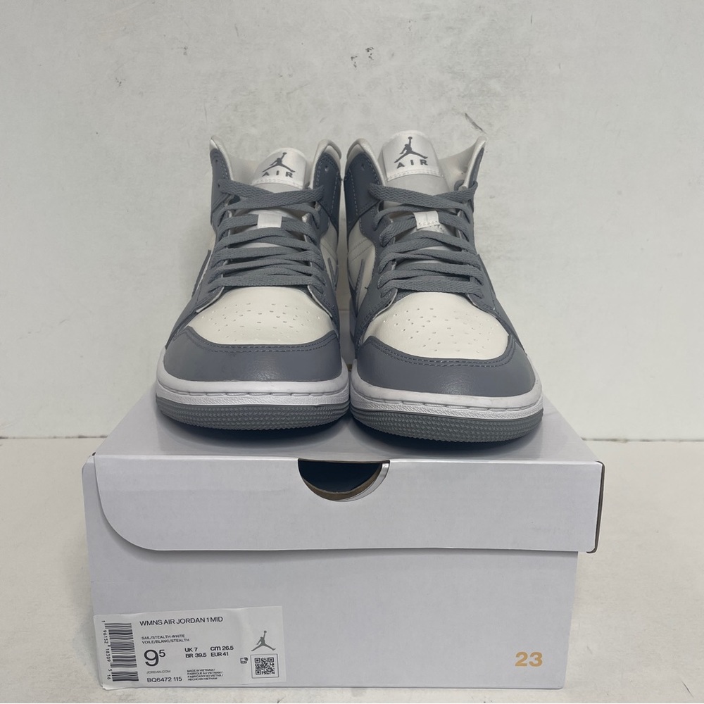 Nike Air Jordan 1 Retro Mid WMNS “Stealth” 2022 - Picture 2 of 4